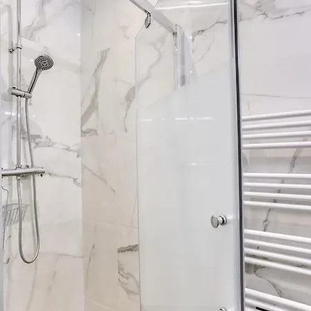 Апартаменты Bluestay 25 - A 12 Париж